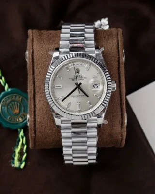 Replica Rolex Day Date Silver Dial Fluted Bezel Presidential Bracelet