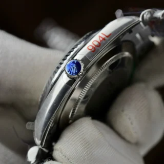 Replica Rolex Day Date Silver Dial Fluted Bezel Presidential Bracelet