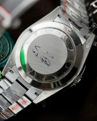 Replica Rolex Day Date Silver Dial Fluted Bezel Presidential Bracelet