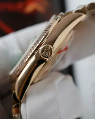 Replica Rolex Day-Date Turquoise Diamond Dial Fluted Rose Presidential Bracelet