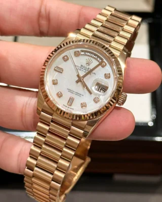 Replica Rolex Day-Date Pearl Dial Rose Gold Presidential Bracelet