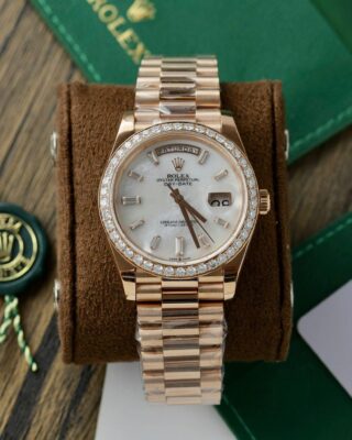 Replica Rolex Day Date Pearl Dial Diamond Bezel Presidential Bracelet