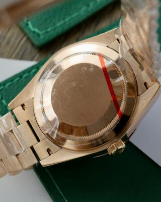 Replica Rolex Day Date Pearl Dial Diamond Bezel Presidential Bracelet