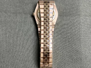 Alternative view of Superclone Rolex Land-Dweller 40 mm Everose gold (2025)
