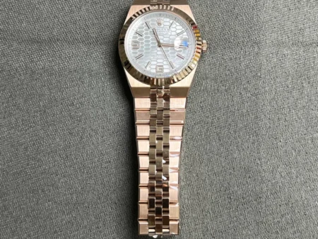 Superclone Rolex Land-Dweller 40 mm Everose gold (2025) - Image 12