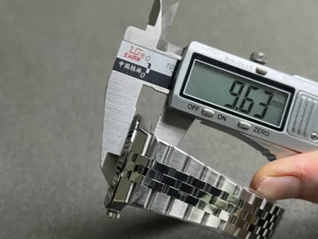 Superclone Rolex Land-Dweller 40 mm Stainless Steel (2025) - Image 3
