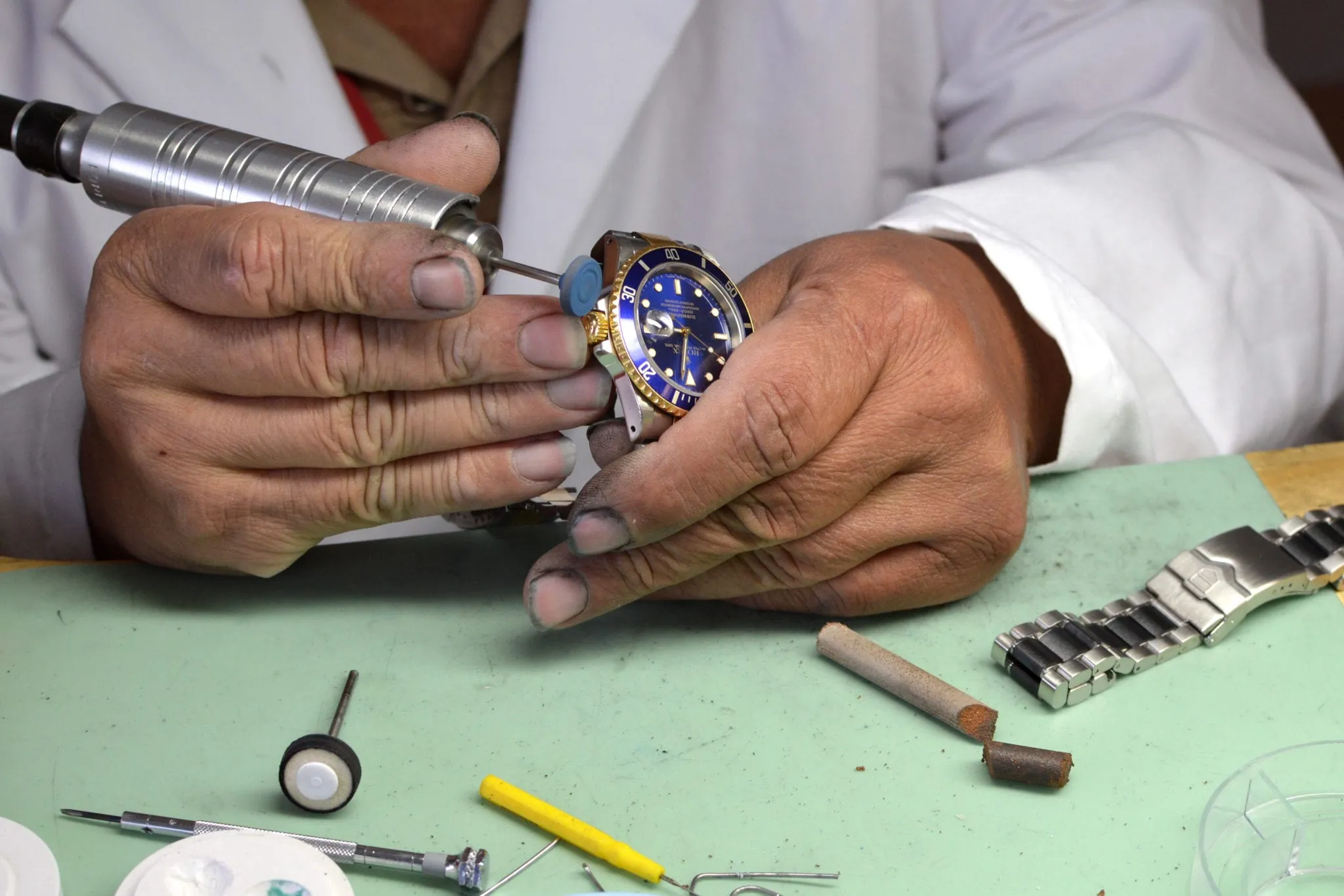 Replica rolex Submariner Maintanance