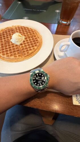 Replica Rolex Submariner Black Dial 126610LV "Starbucks" photo review