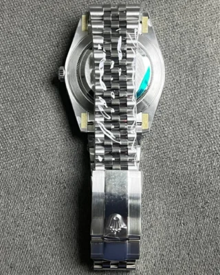 Rolex Datejust 41 Green Ombré Dial (2026) Jubilee (back view)