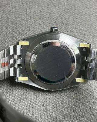 Rolex Datejust 41 Green Ombré Dial (2026) Jubilee (side view)