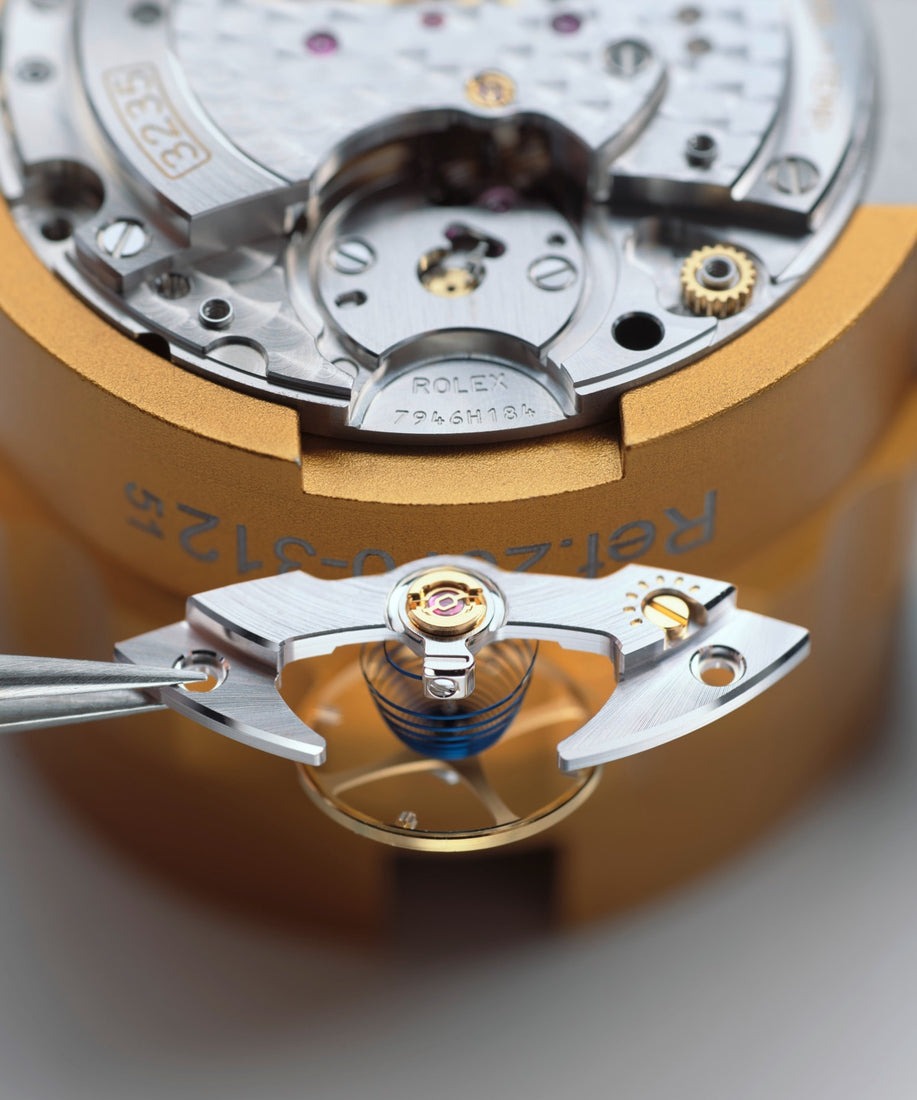 Rolex watch servicing procedure movement assembly at authorized service center