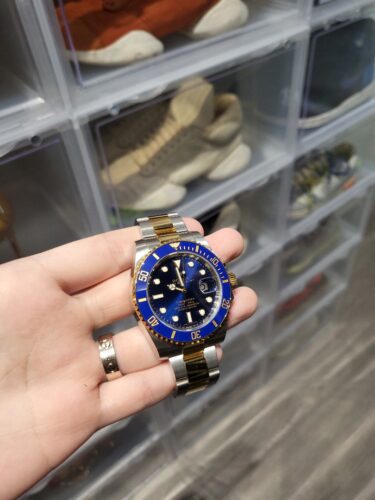 Rolex Submariner Blue Dial 116613LB "Bluesy" photo review