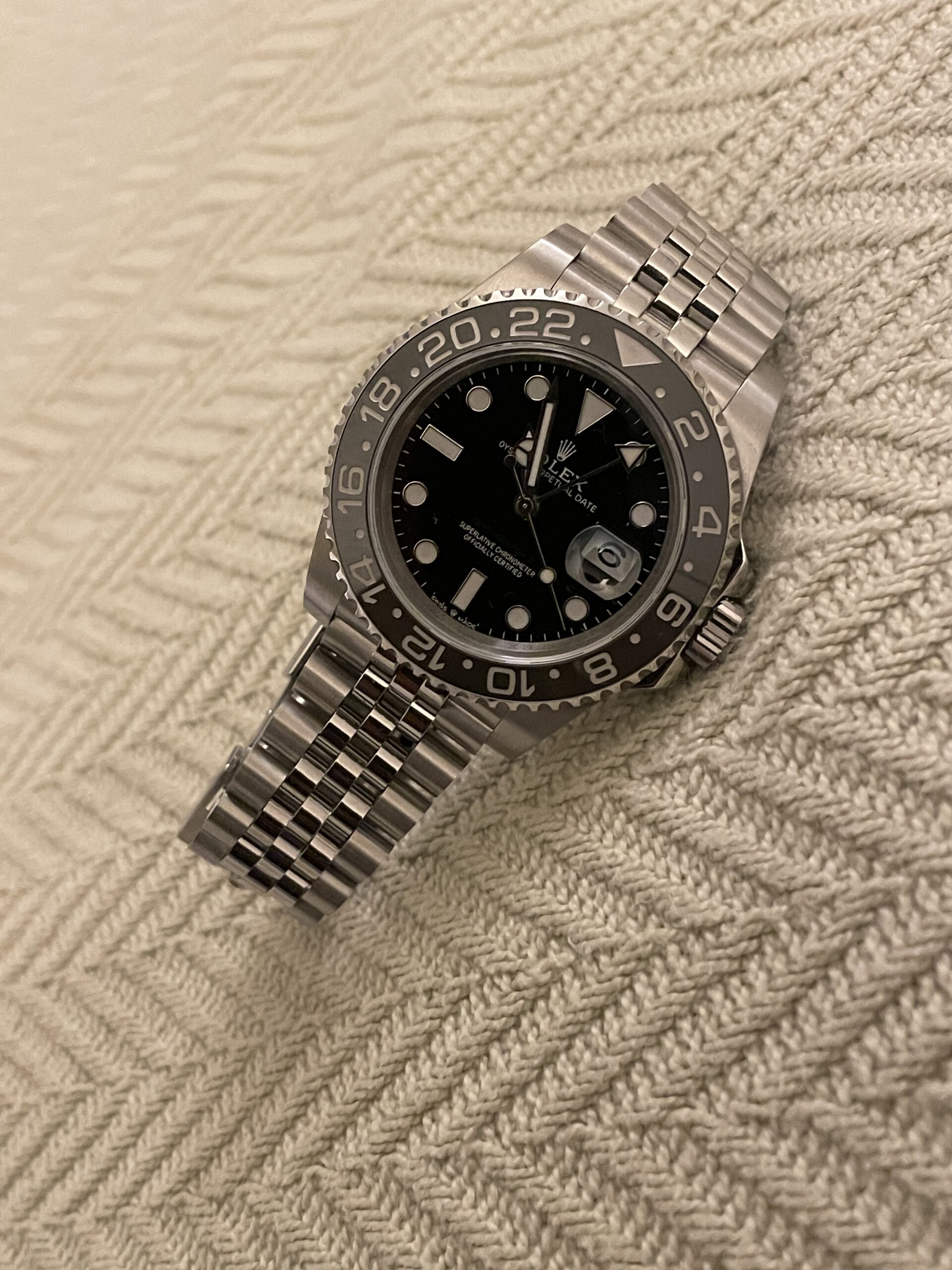 Superclone Rolex GMT-Master II 126710GRNR "Bruce Wayne" Jubilee 2024 photo review