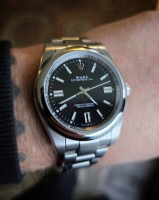 Click to view full screen Rolex Oyster Perpetual Black Dial 124300 41 mm photo review