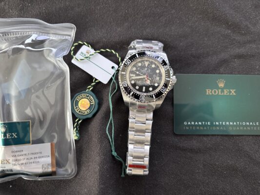 Click to view full screen Rolex Deepsea D-Blue Dial 116660 photo review