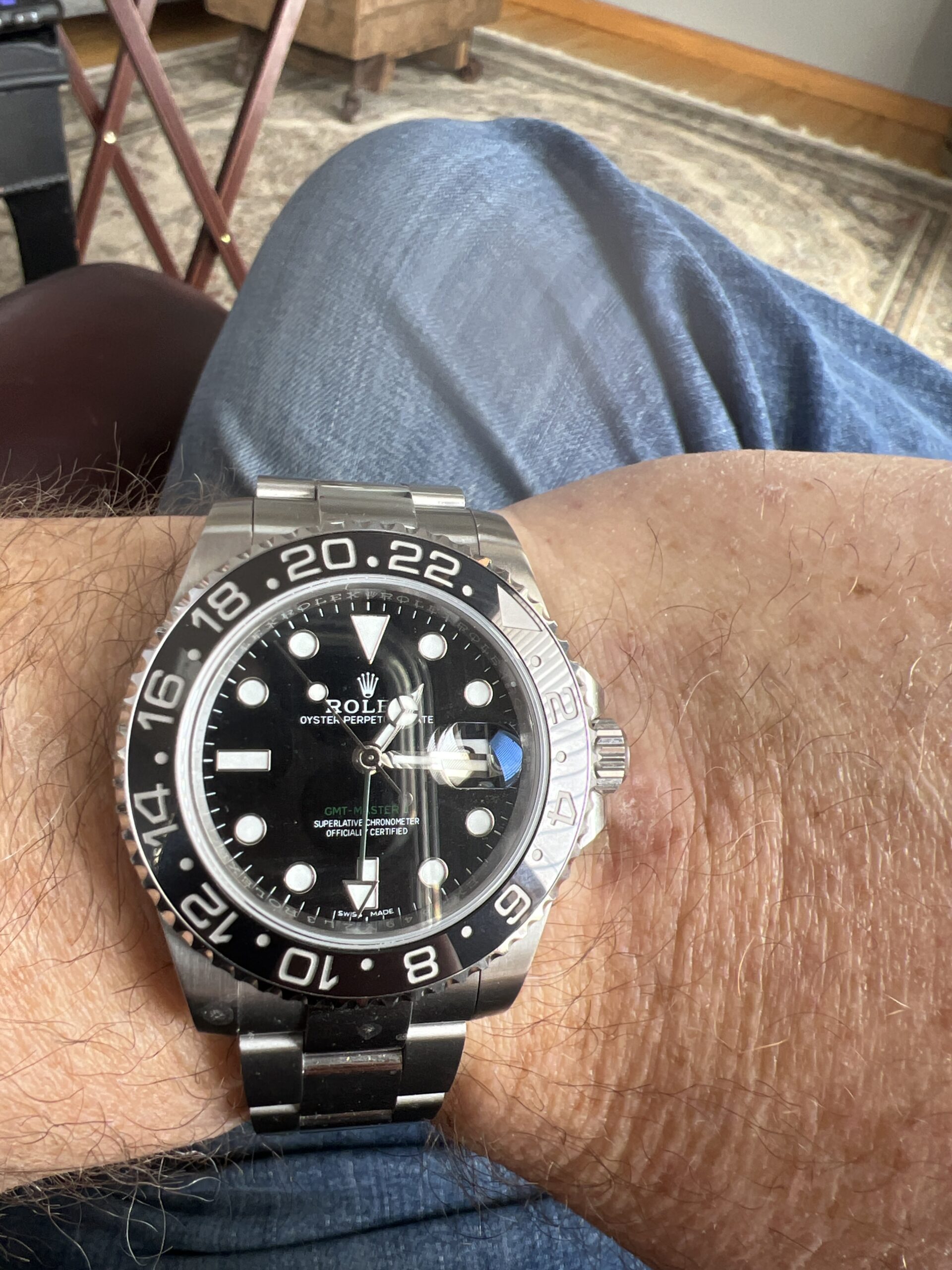 Superclone Rolex GMT-Master II 40mm Black Dial 116710 photo review