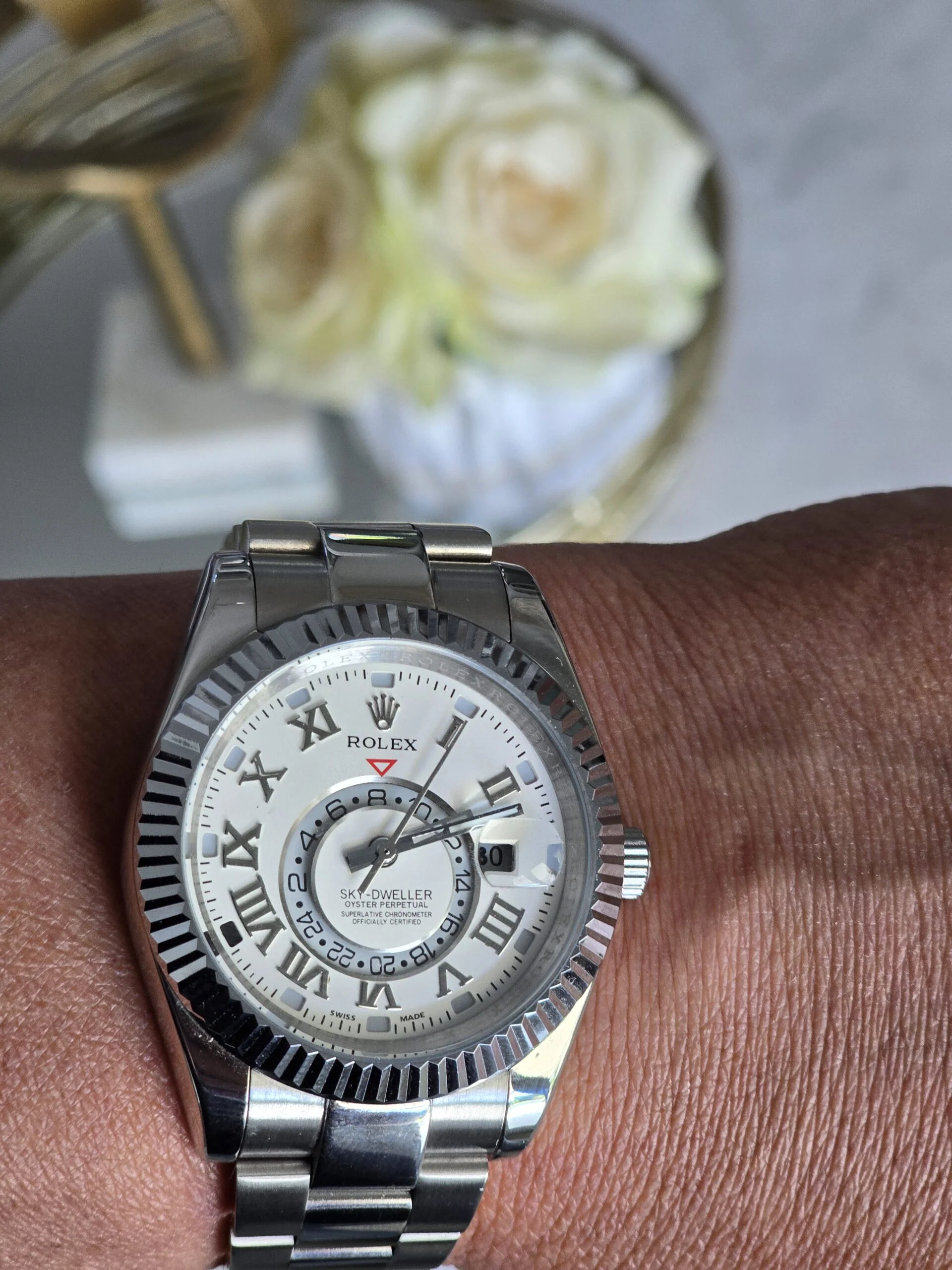 Click to view full screen Rolex Sky-Dweller 42mm Silver Dial 326939 photo review