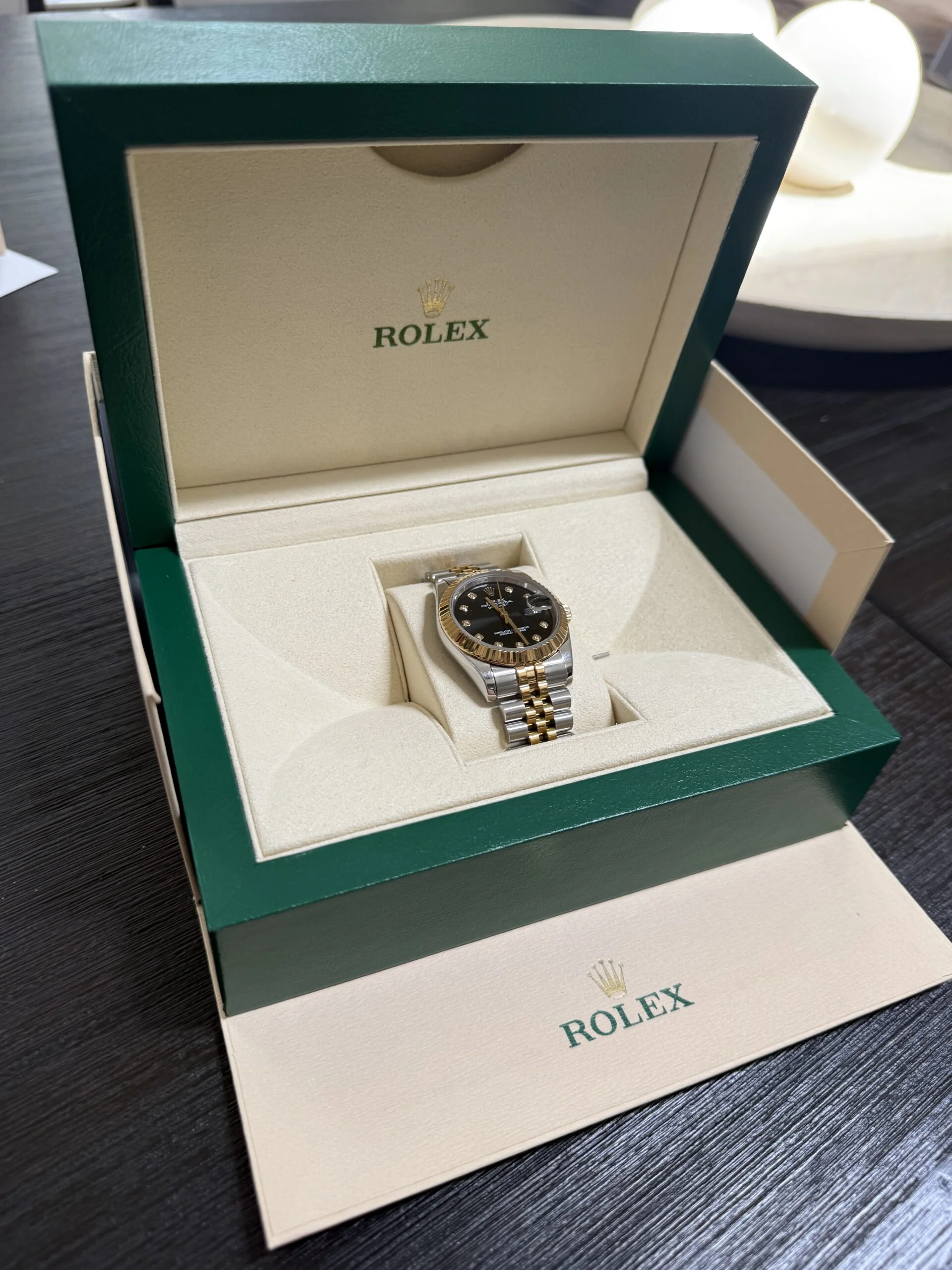 Click to view full screen Rolex Datejust 36mm Black Dial 116233 photo review