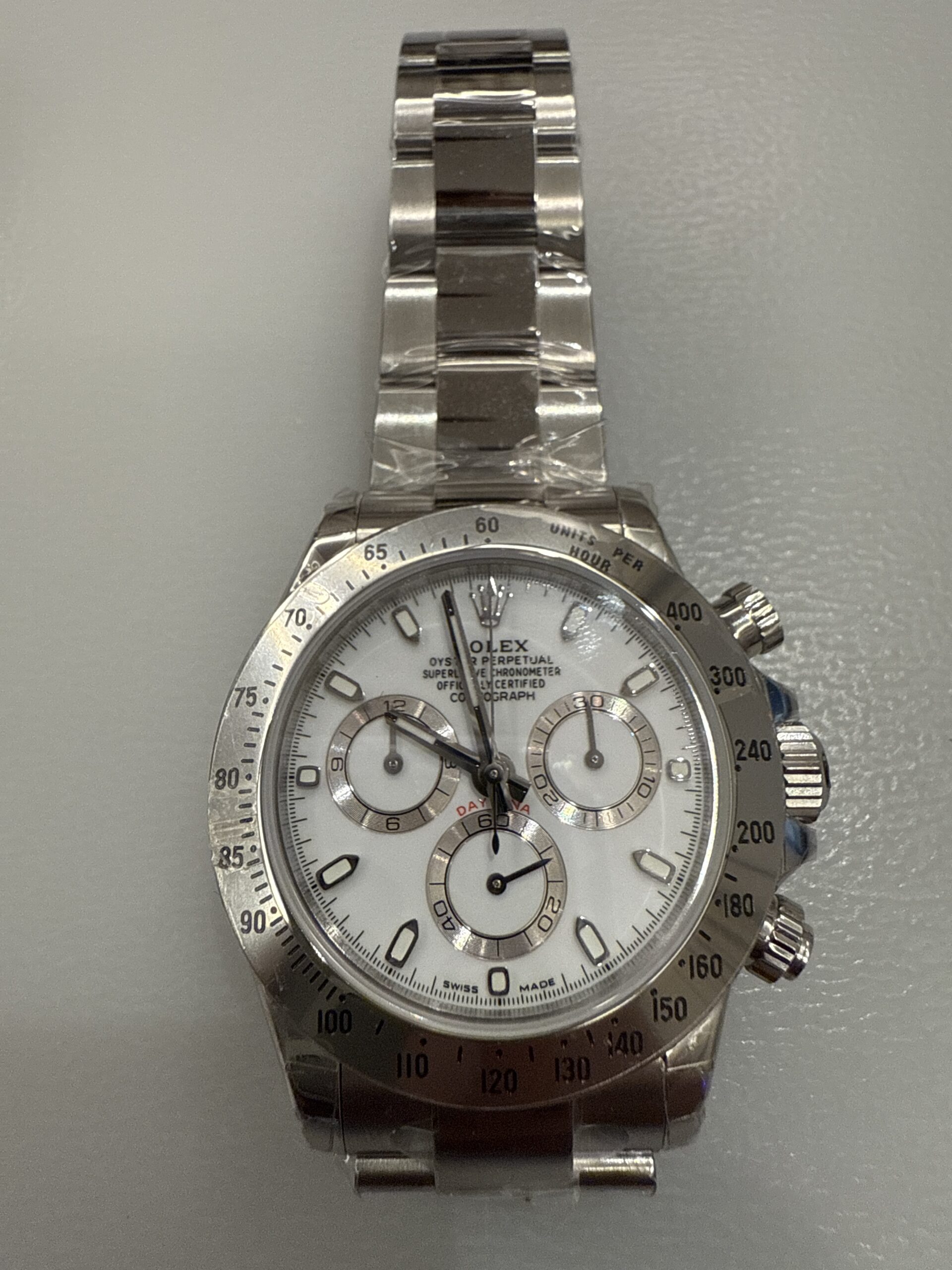 Click to view full screen Superclone Rolex Daytona 40mm White Dial 116520 photo review
