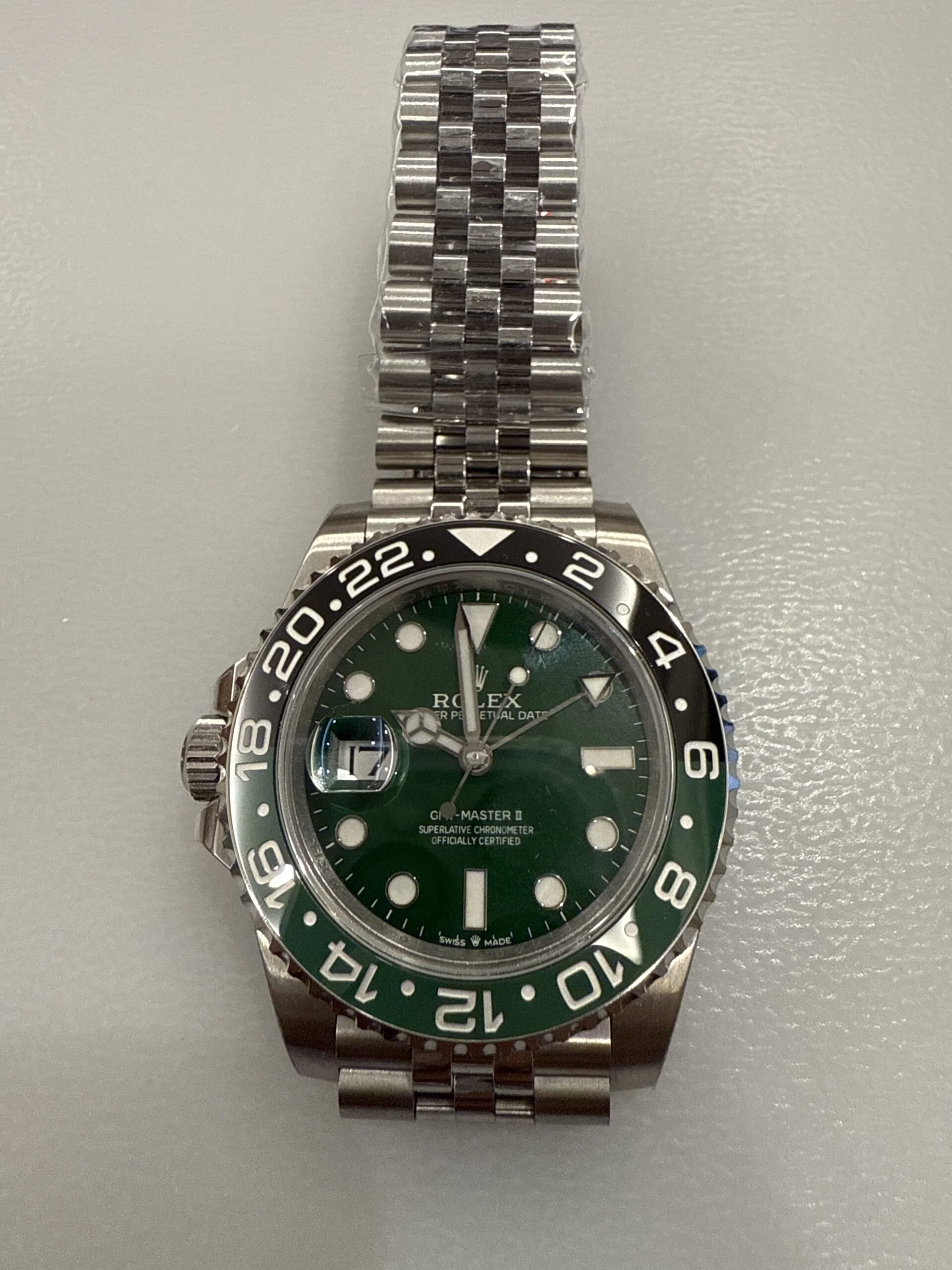 Click to view full screen Superclone Rolex GMT-Master II 40 mm 126729VTNR Jubilee “Absinthe” photo review