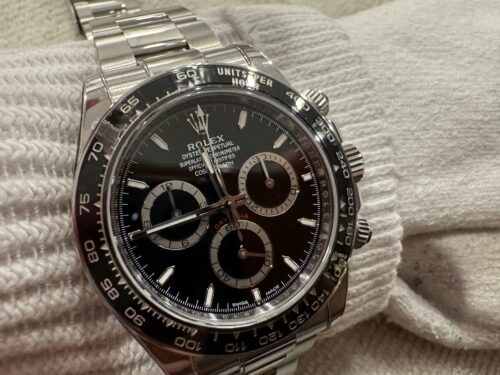 Rolex Daytona Black Dial 126500LN "Godzilla" photo review